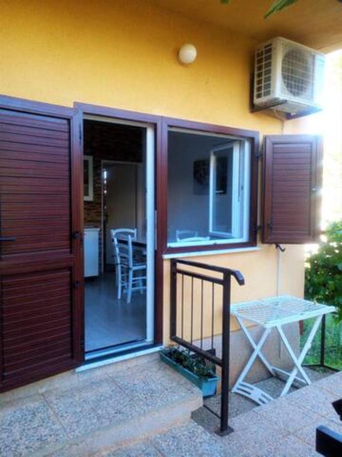 App Anita Apartment Premantura Bagian luar foto